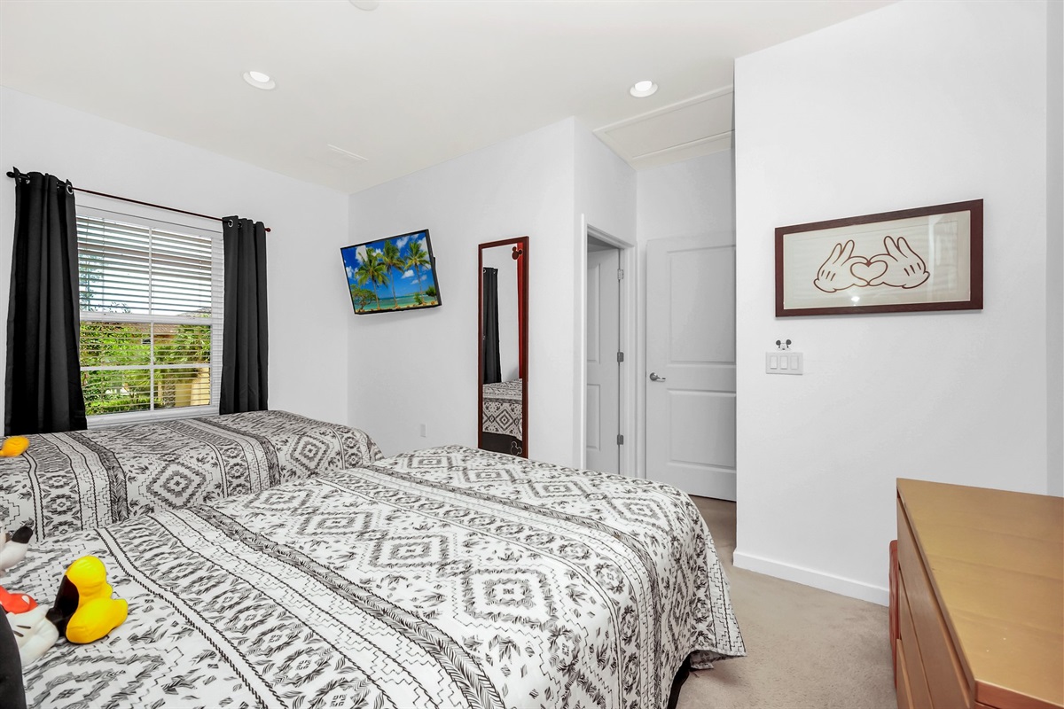 Guest bedroom