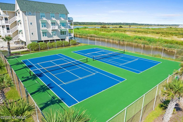 Tennis/Pickle Ball