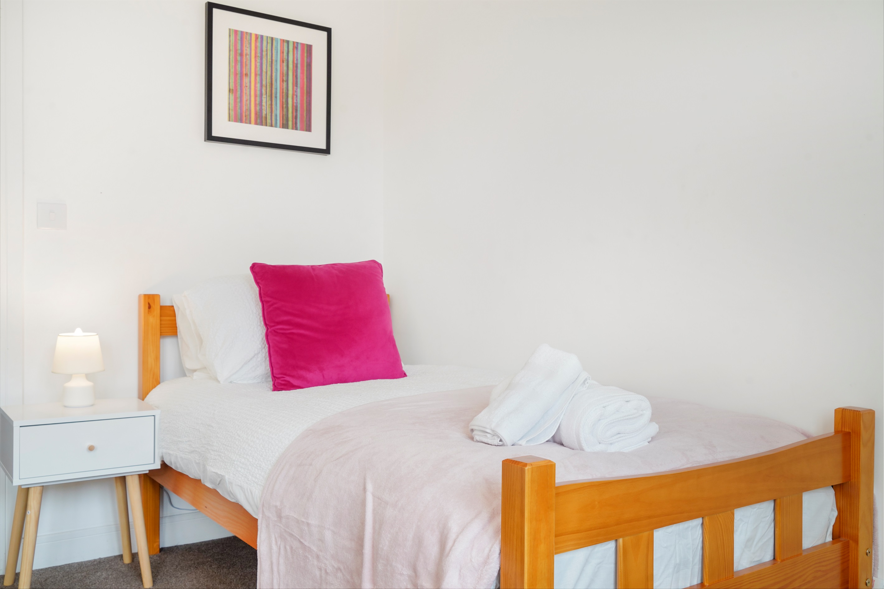 [single bed]