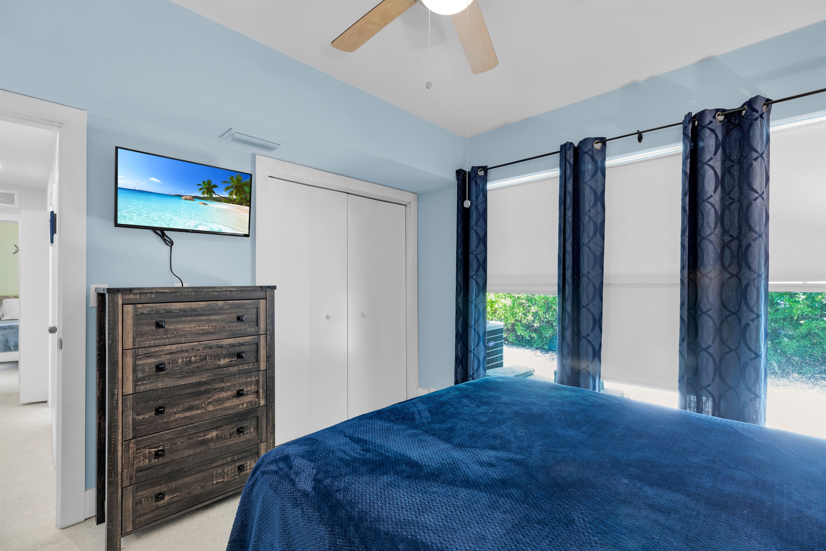Guest bedroom