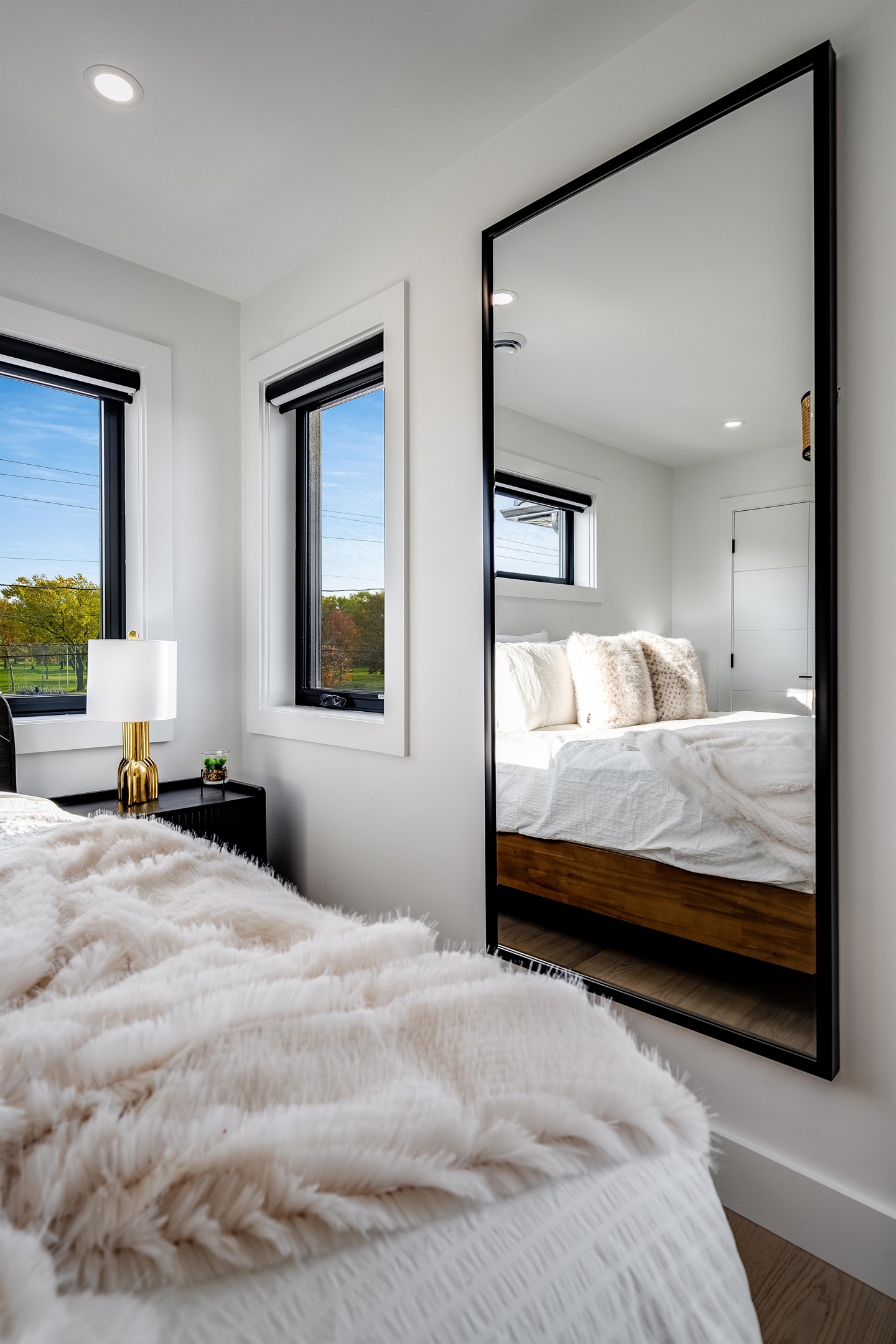 King Bedroom with A comfortable retreat for guests or family.