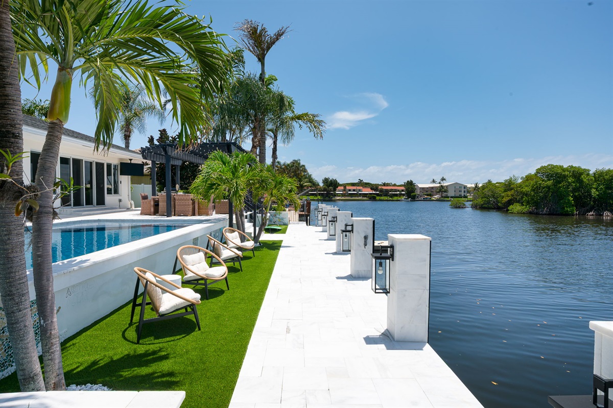 Make the most of your stay&mdash;rent a boat for the day or your entire trip and dock it right in your own private backyard oasis.