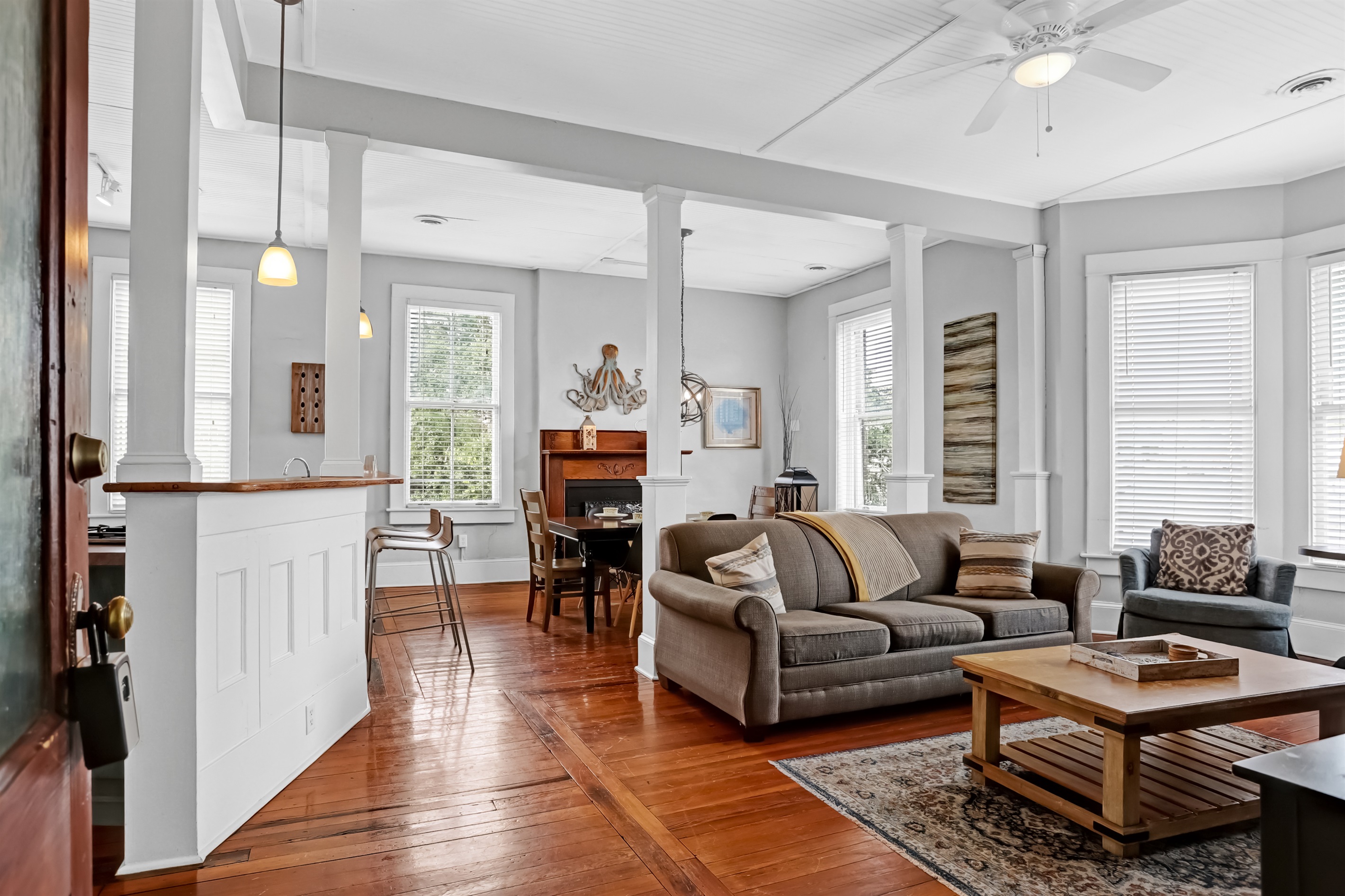 Spacious, open layout perfect for relaxing or entertaining.