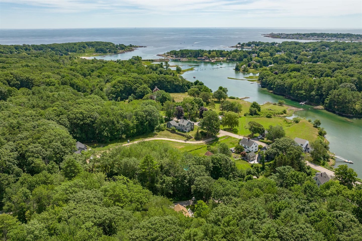 So close to cape neddick beach!! 