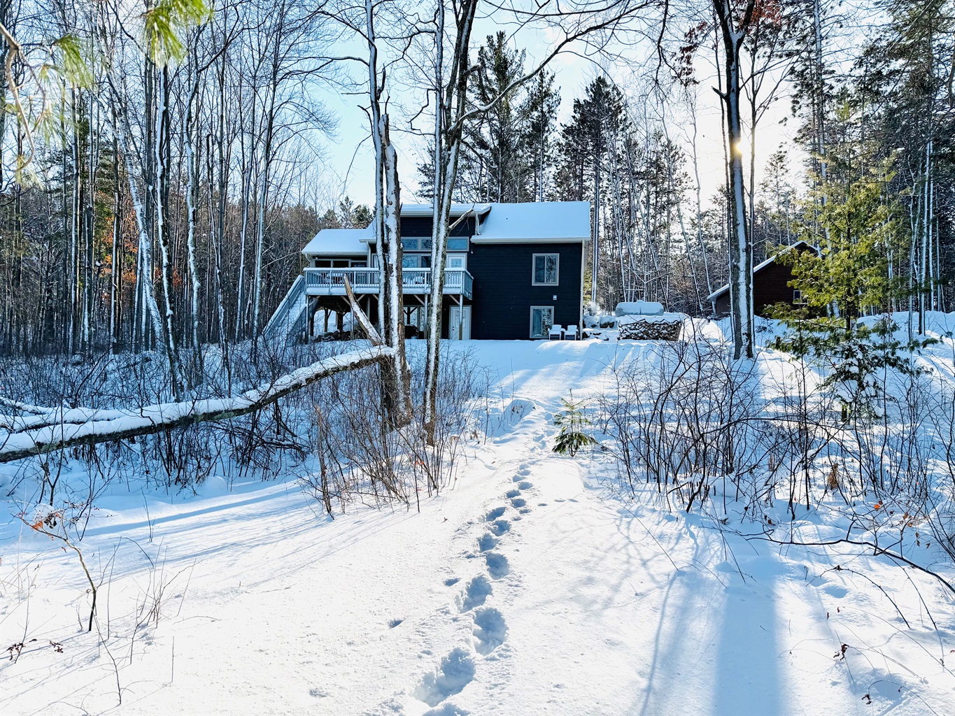 Welcome to Little Sand Lodge!