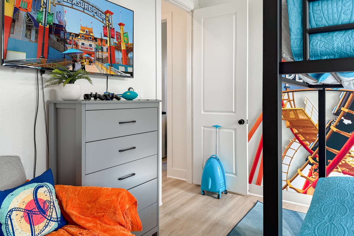 The kiddos can host a movie night here too!