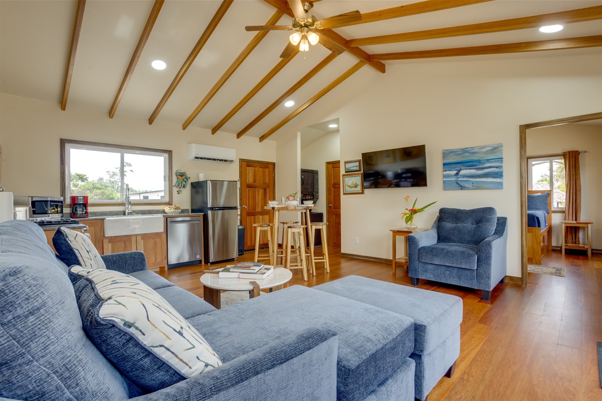 Cabana 2 Living Space