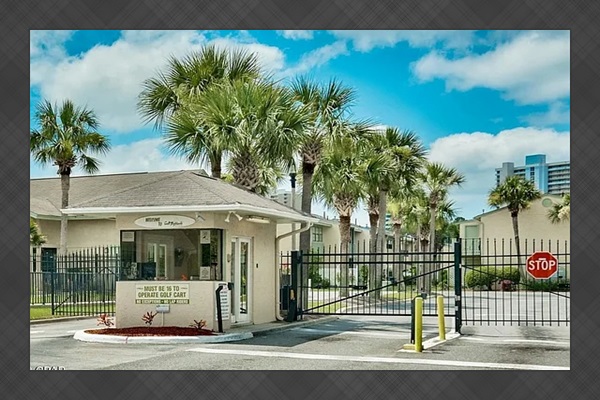Front Gate 24\7 Security