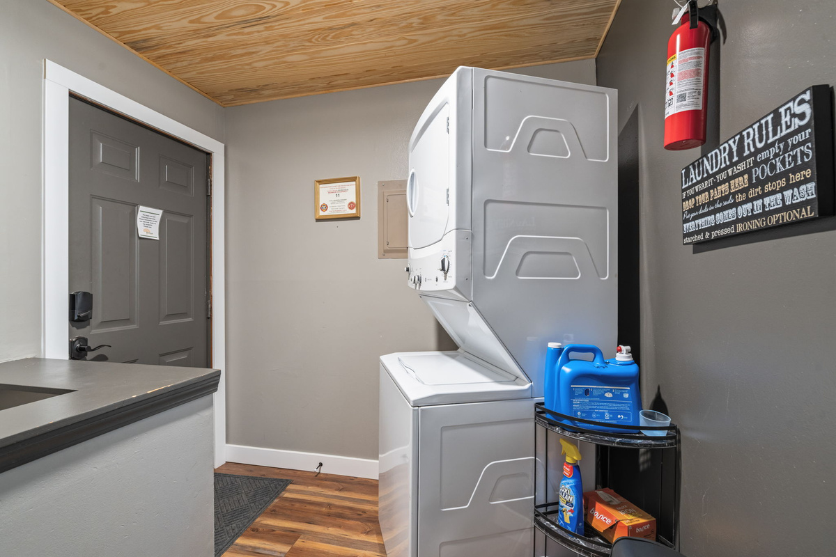 Make it easy with a washer and dryer just off the kitchen.