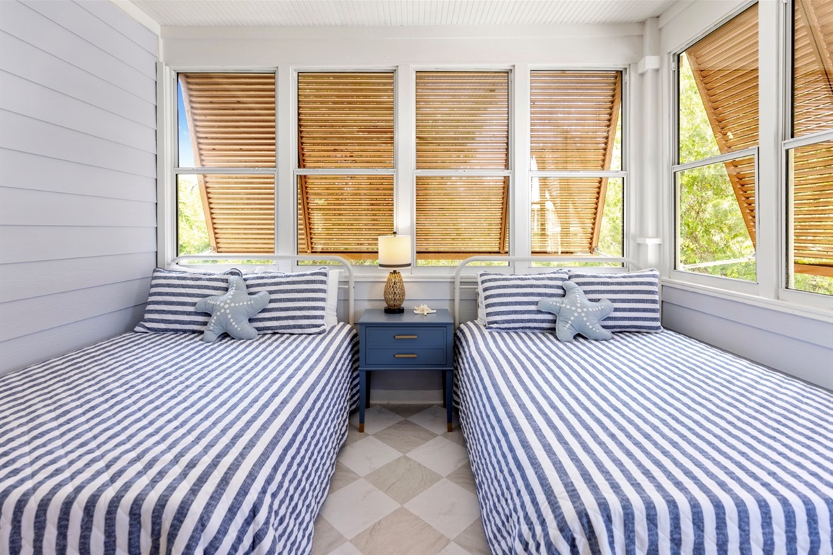 5th Bedroom (2nd Floor)