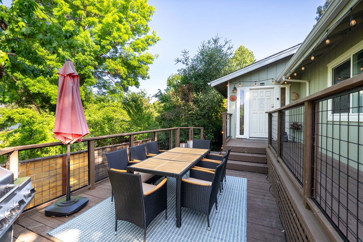 Gather for an al fresco meal with sunset views and a breeze.