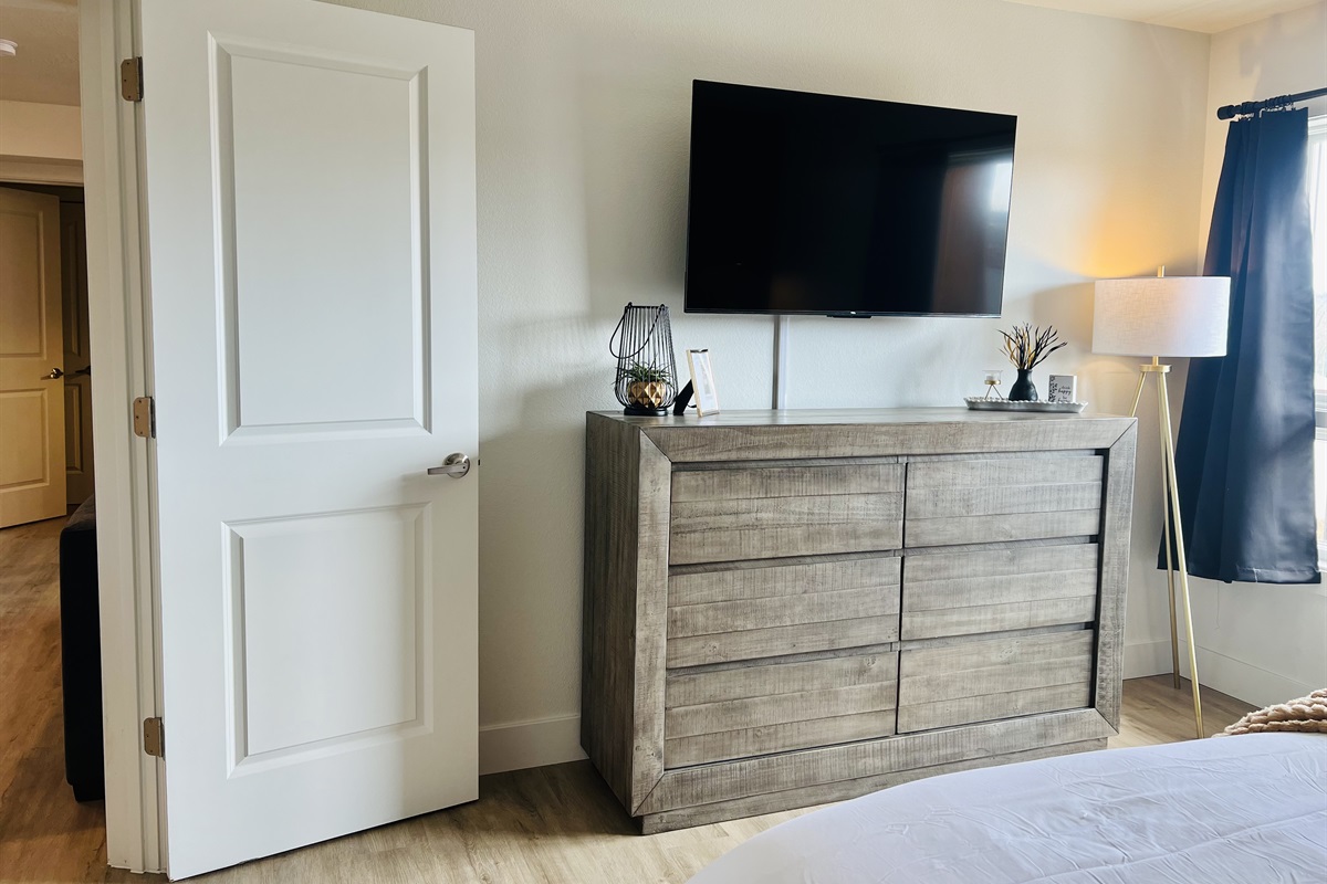 Large dresser draws and TV