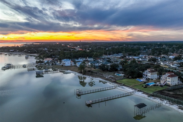 The Seahorse Retreat on The Santa Rosa Sound - second home on the left.
