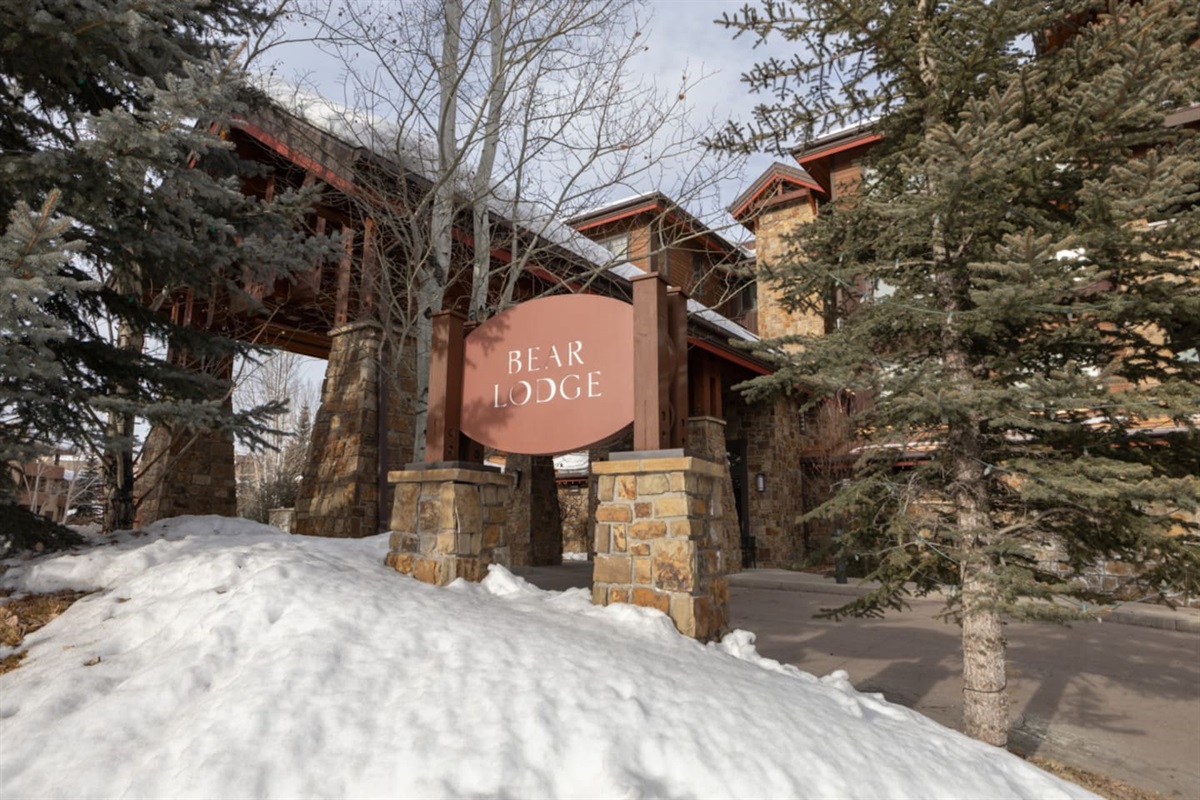 6210 Bear Lodge- lo res-64