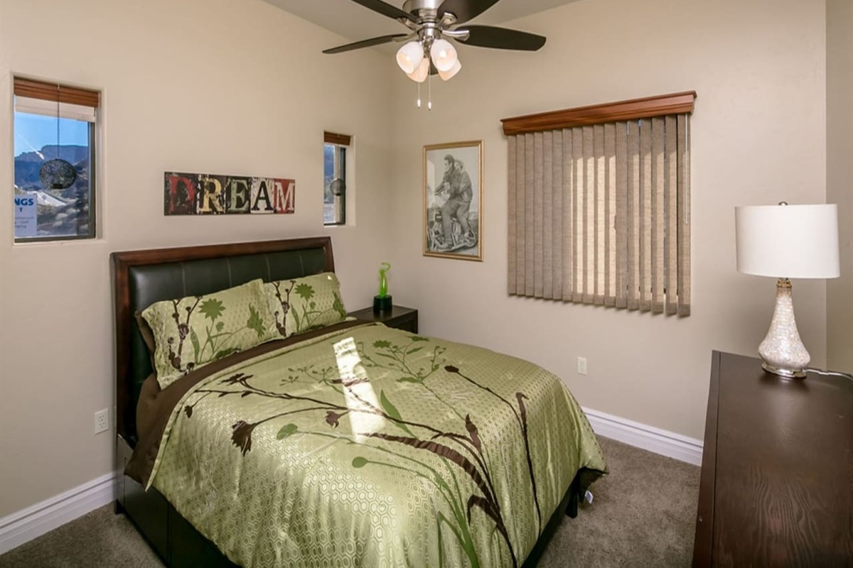 Bedroom 3 Queen Bed