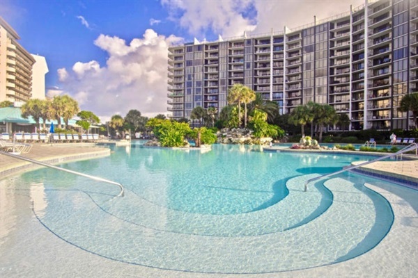 Lagoon pool