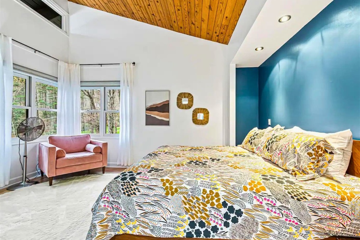 Colorful Accents in the Upstairs Bedroom