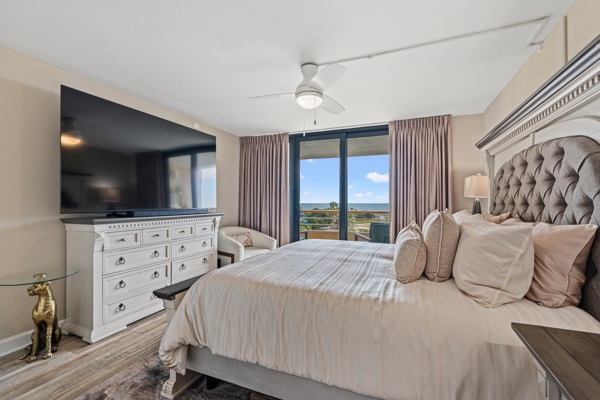 Primary Bedroom w. Balcony Access