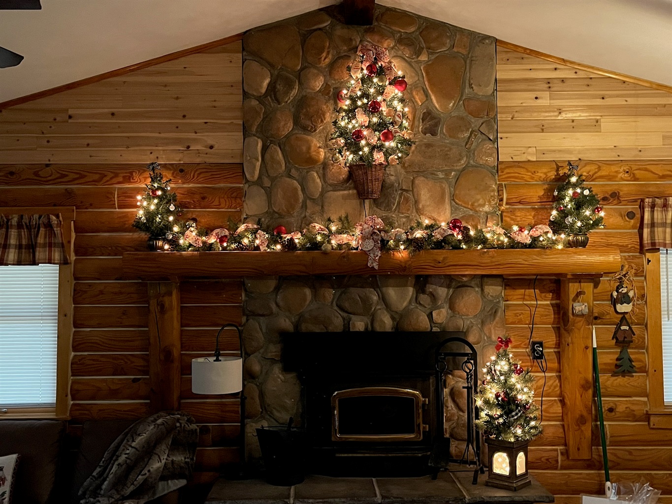 Come enjoy the Christmas Decorations!