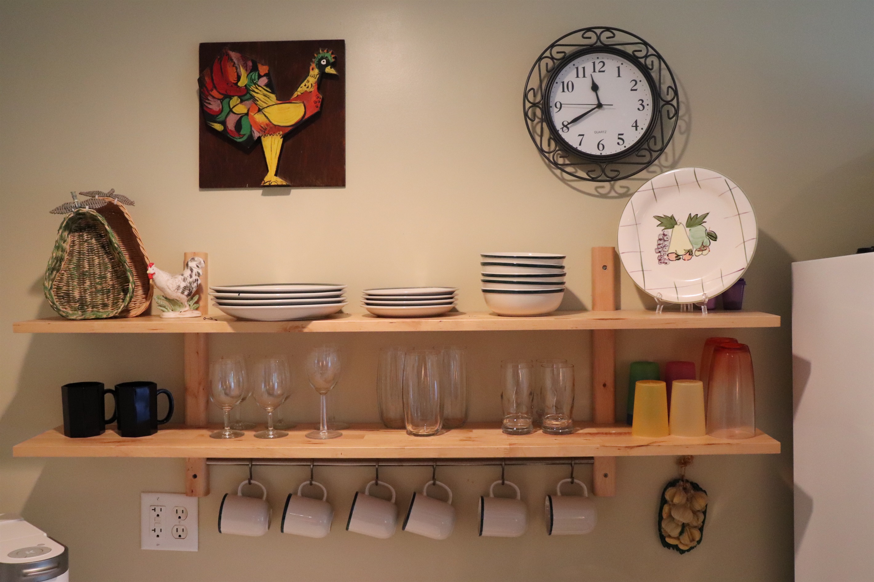 The kitchen has everything you need!