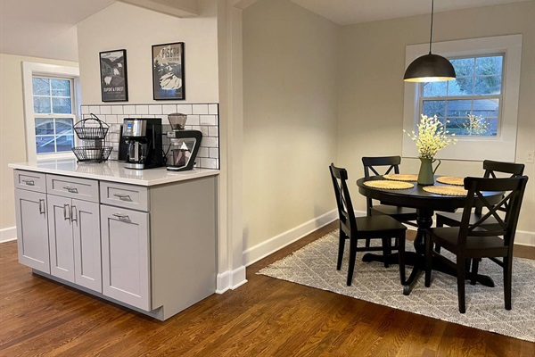 Coffee bar and dining room