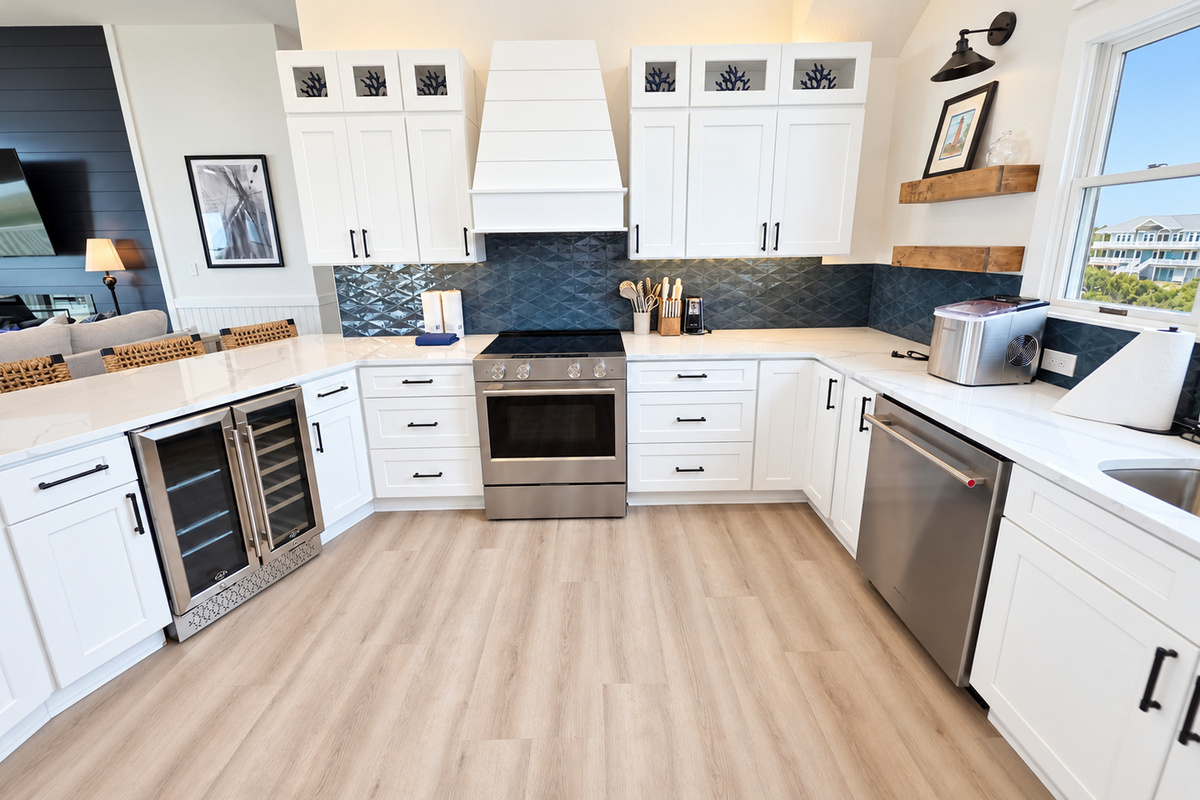 Mini fridge, stove, two dishwashers, tabletop icemaker, purified water on tap.