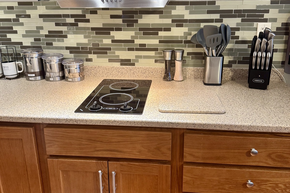 Electric cook top stove provided**No Oven* NO dishwasher 