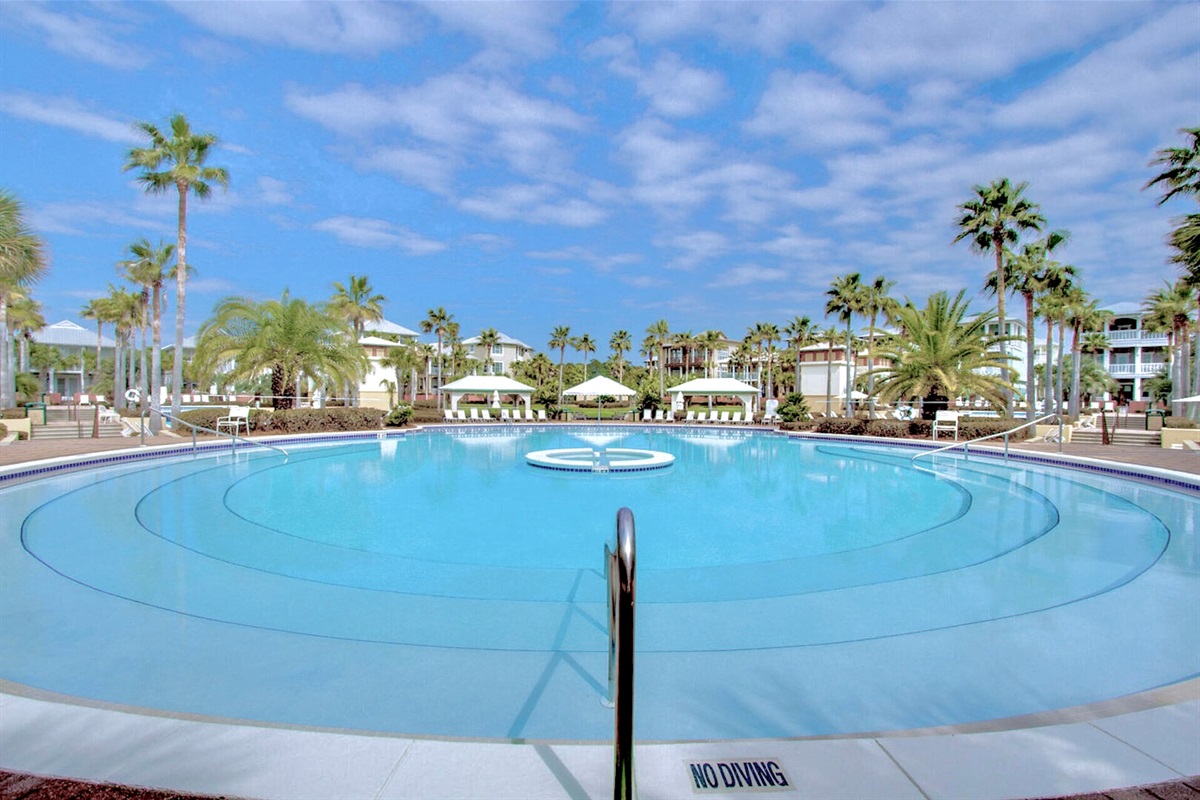 12,000 sqft neighborhood lagoon pool
