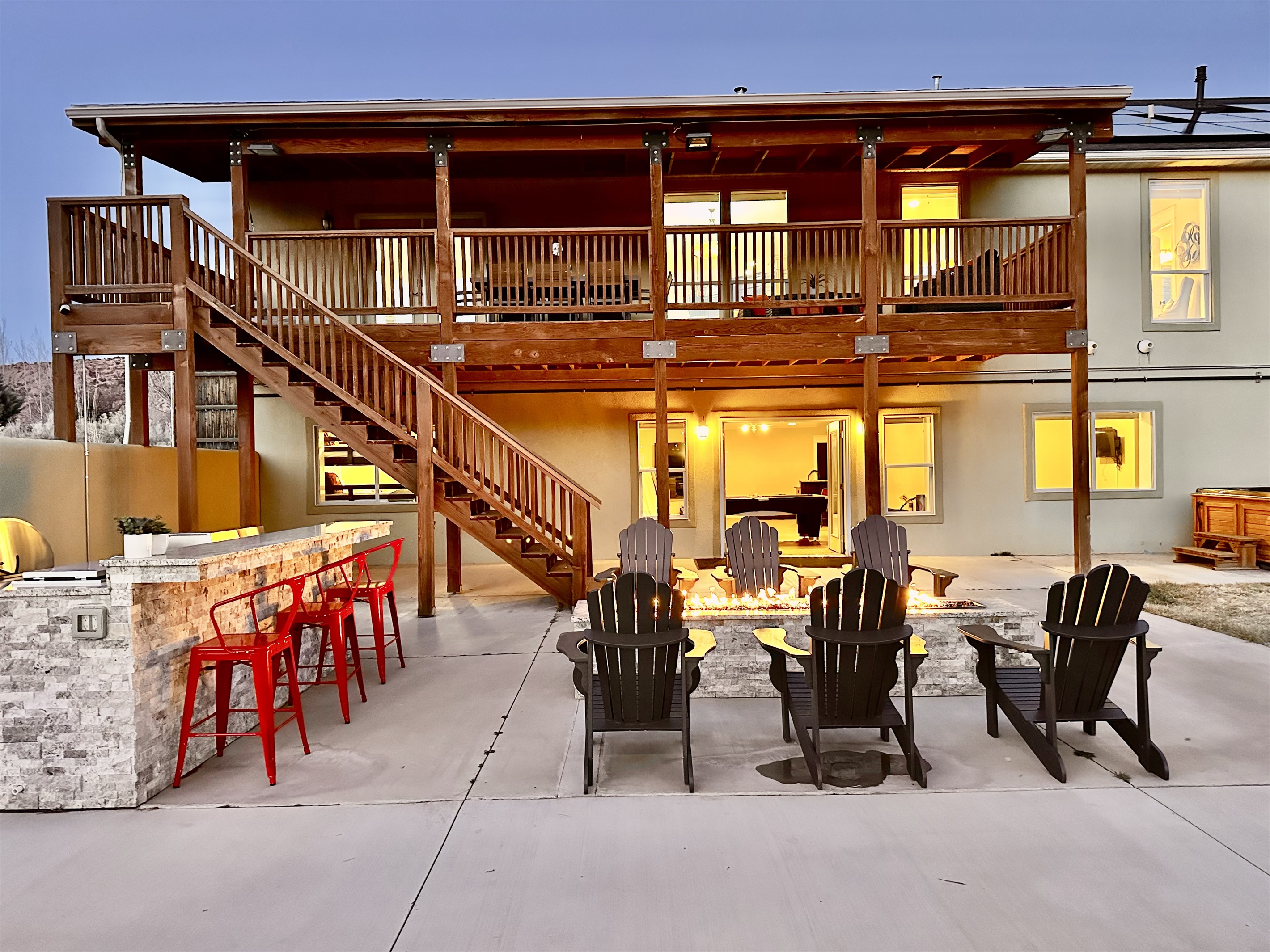 Large Outdoor Entertainment area