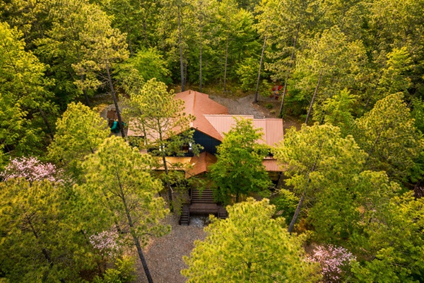 A private woodland retreat