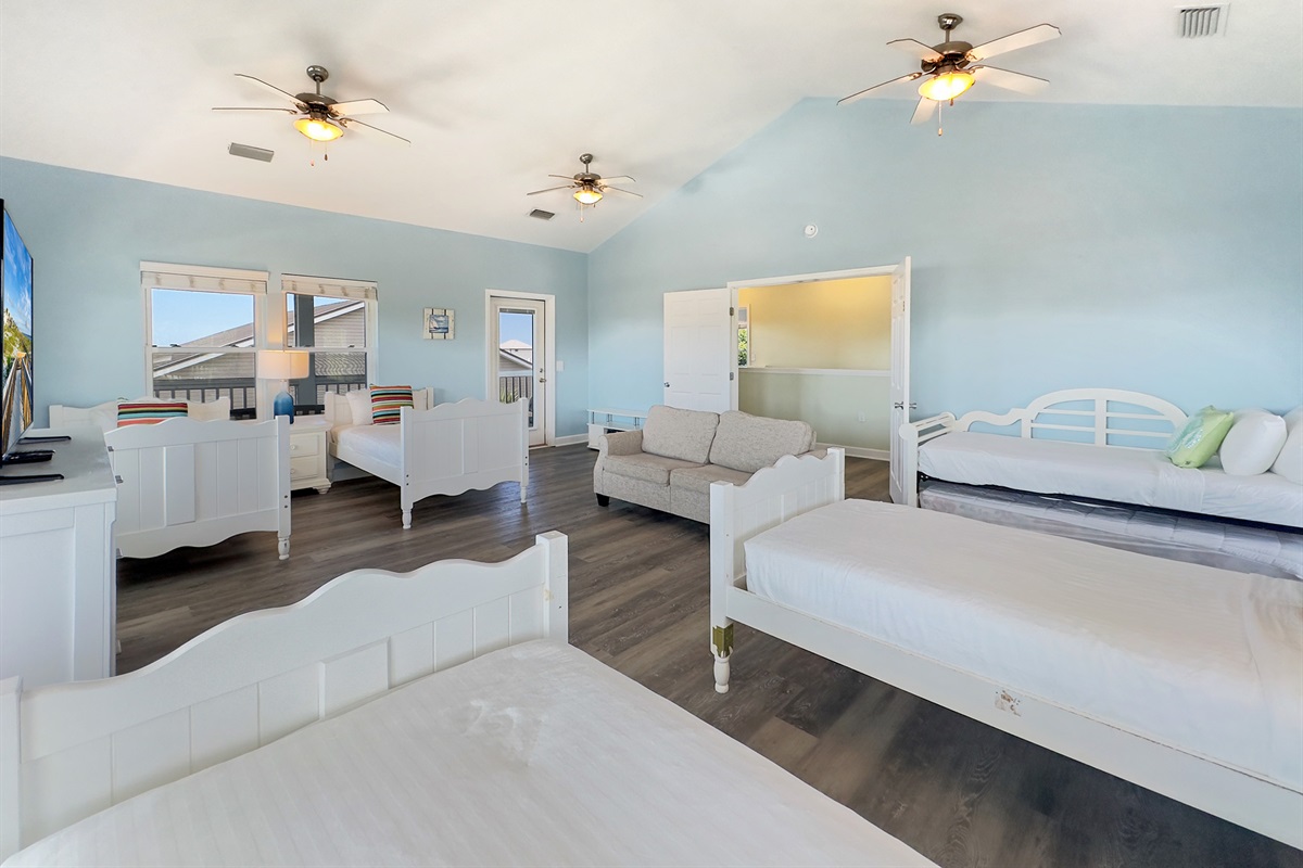 Kids Room - 4 twins, couch