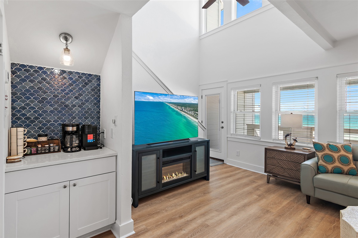 Sea Winds 8 Second Floor has the Primary Living Space featuring Big Gulf Views, leather sectional, dining space, a 65" Smart TV, coffee bar, and Gulf Views! 
