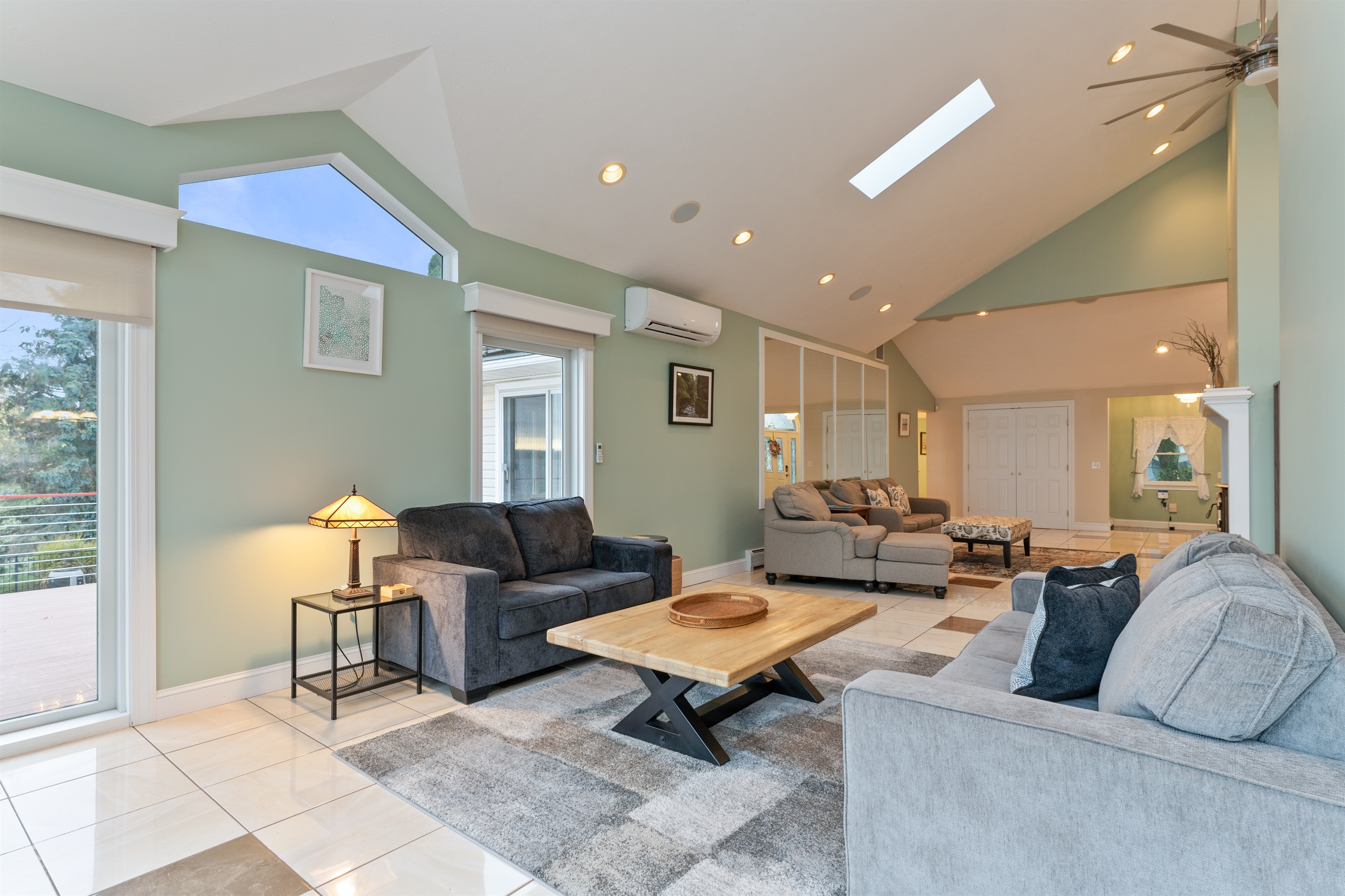 Spacious living area-main floor