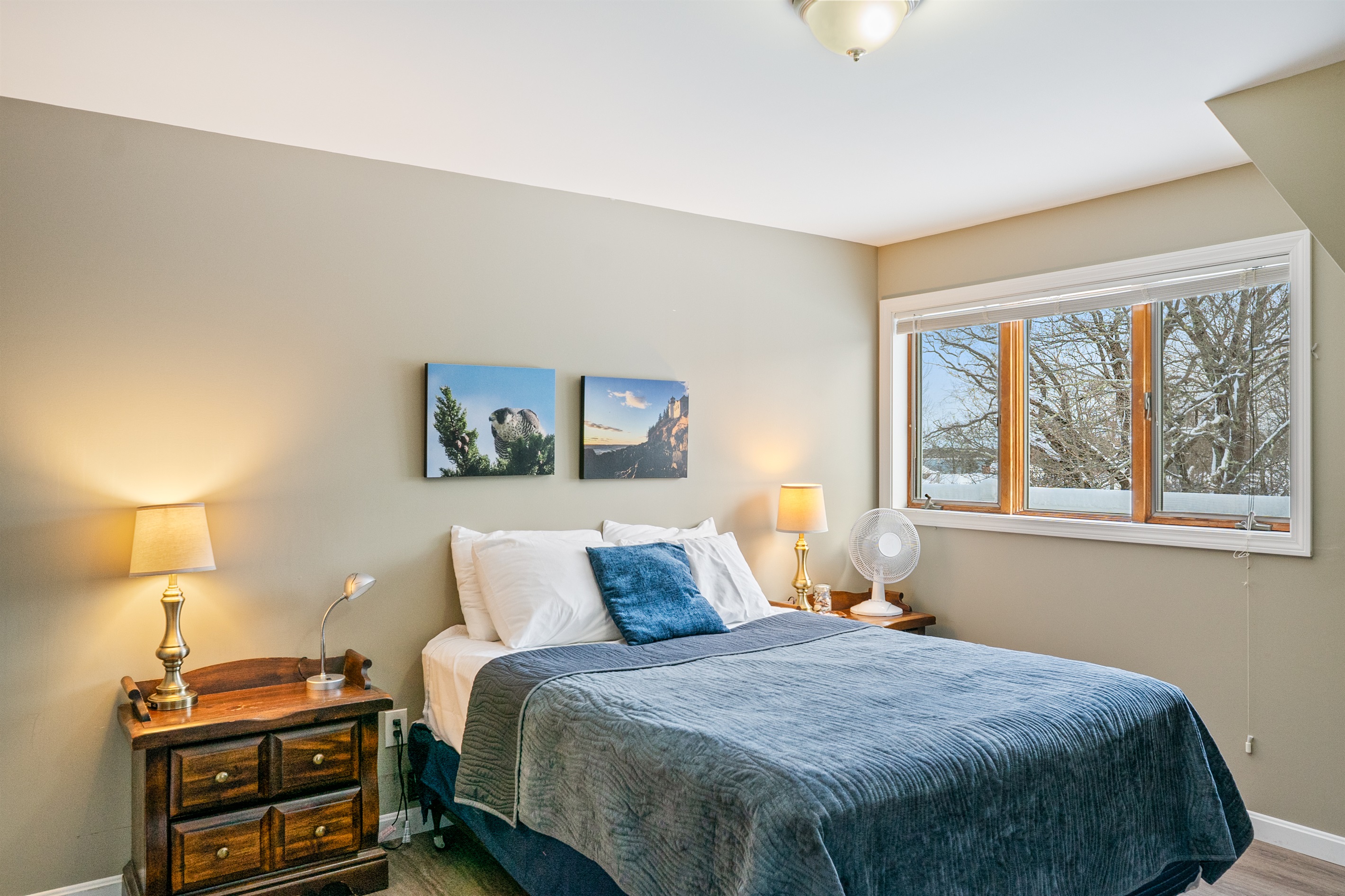 Guest Bedroom - Queen