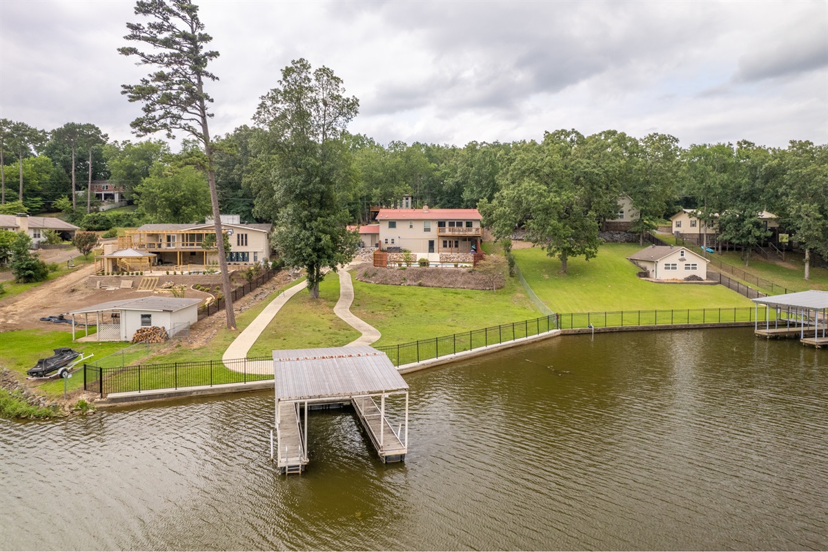 So Many Ways to Have Fun at This Lakefront Oasis