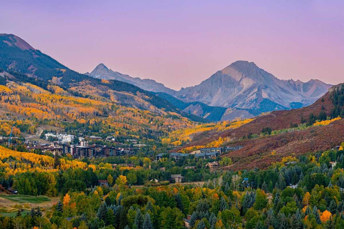 While the fall colors show off and the days get shorter everyone begins eagerly anticipating the arrival of winter!