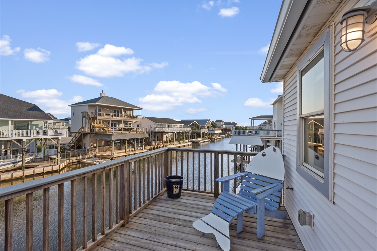 d0f8d289b0114011ae854085d211aee1 Large | Beachhouse | Texas | TX | Vacation Homes | Galveston | Crystal Beach | Kokomo | Breezy Days | Beachfront Elegance | Sunrise Serenity | Southern Sands Property Management, LLC