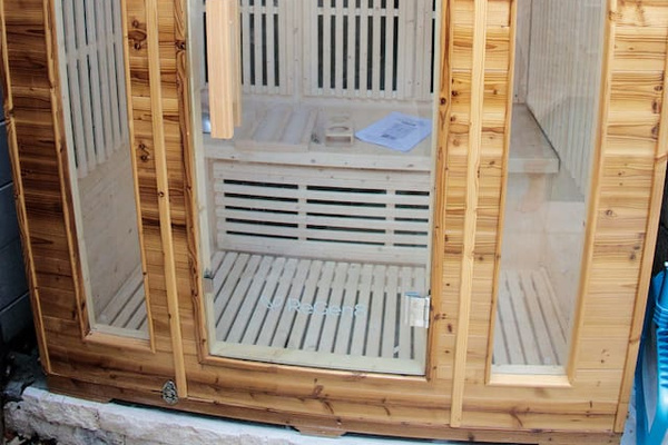 Outdoor 2 person sauna