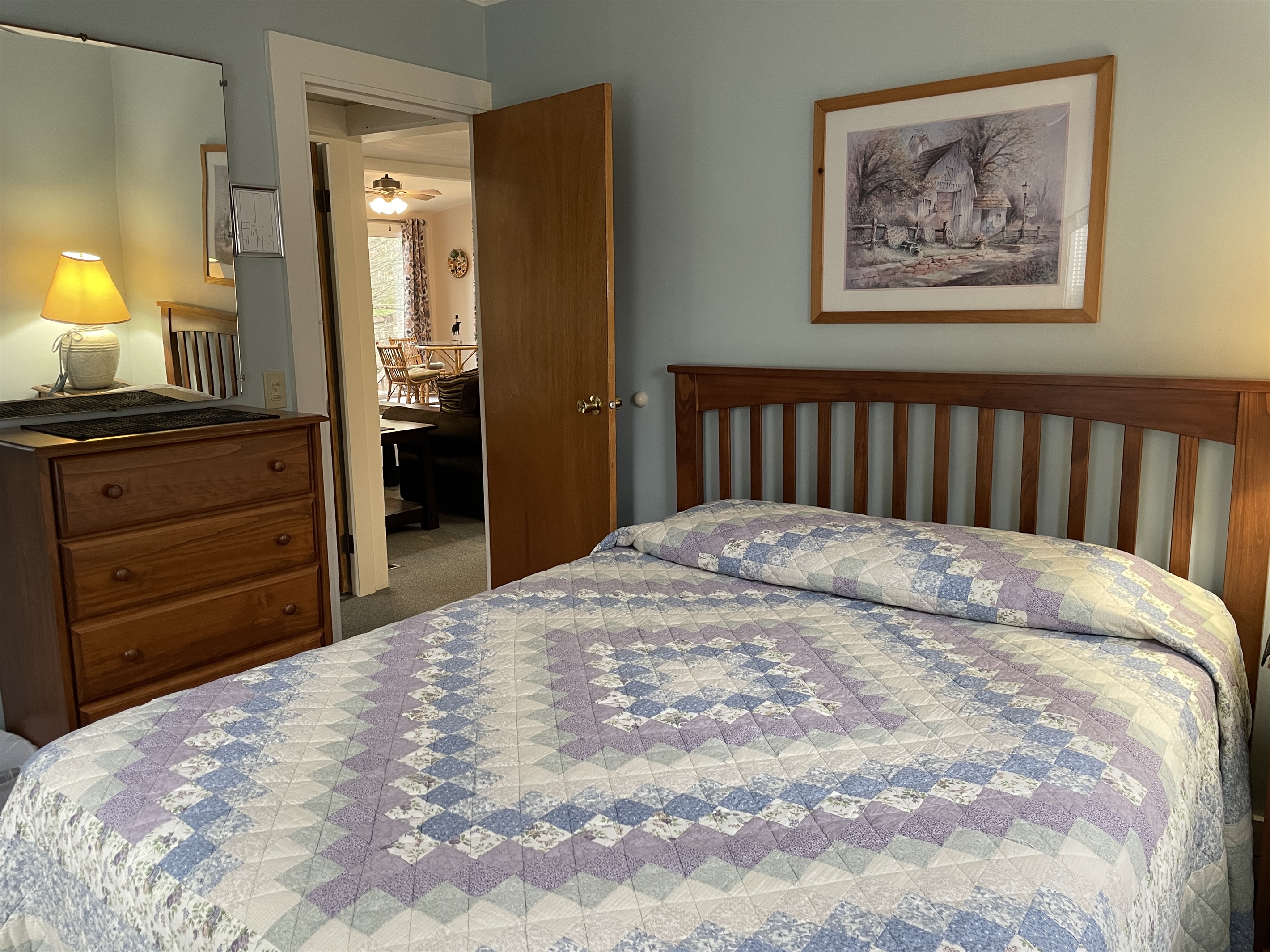 Queen bedroom