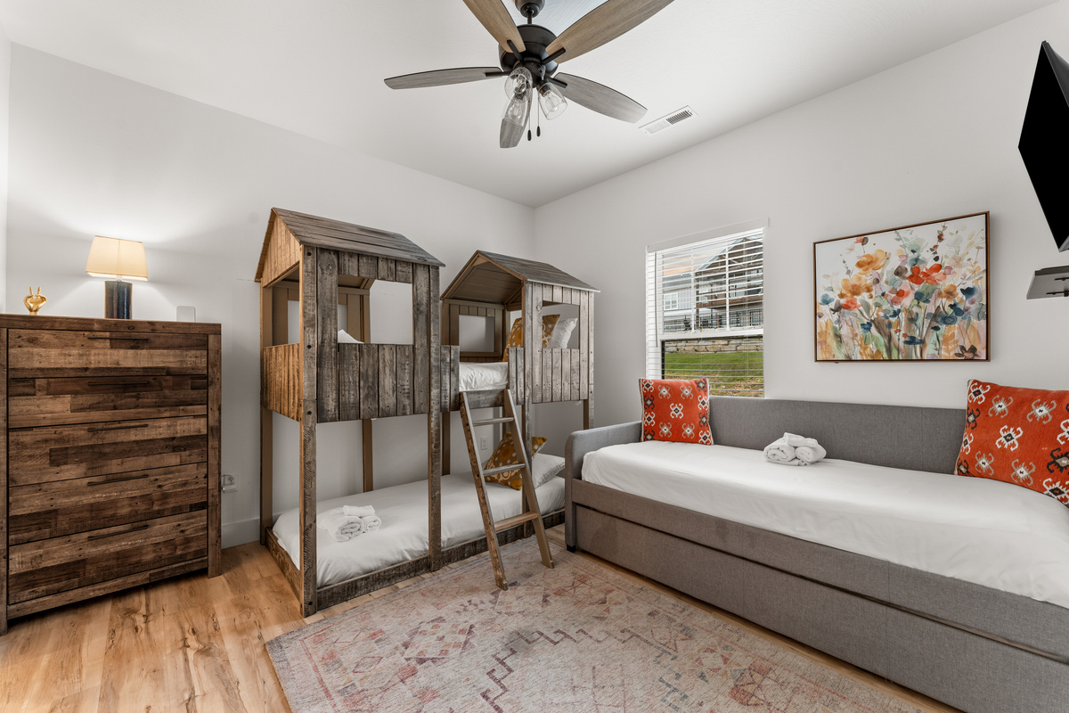 Upper Level Bunk Room