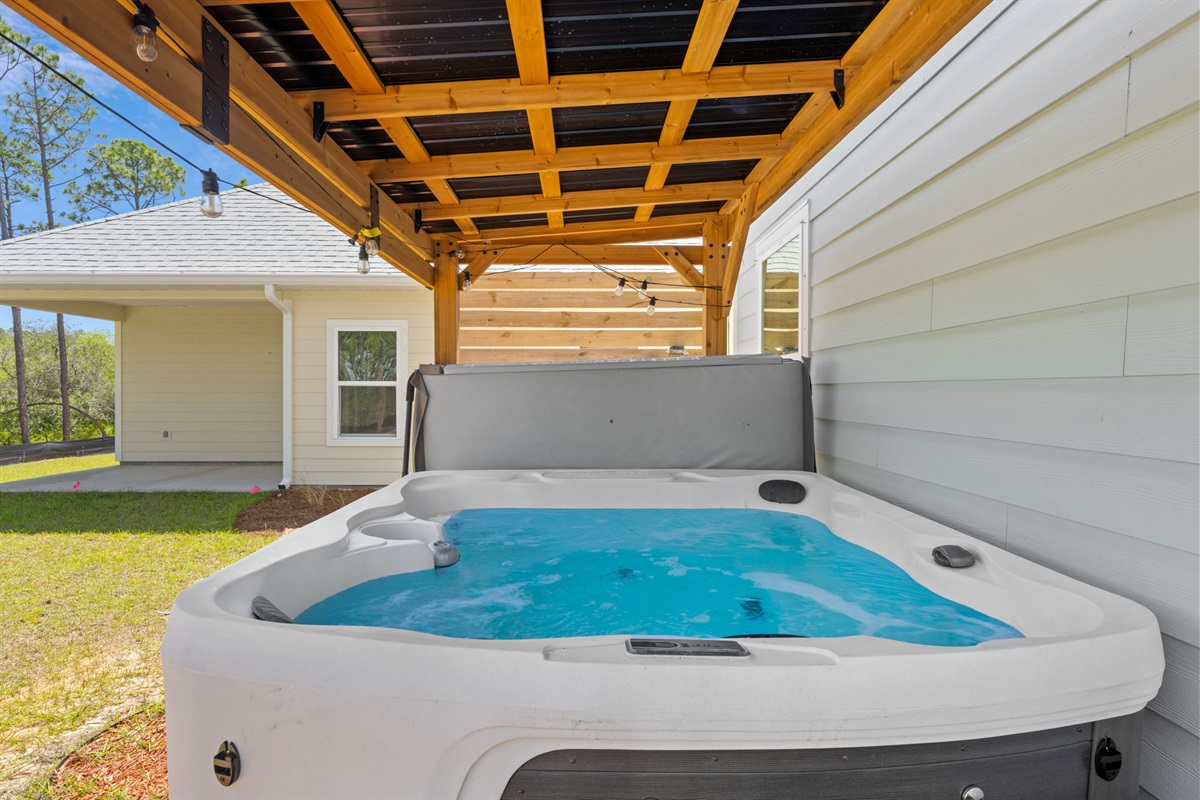 Backyard Private Hot tub