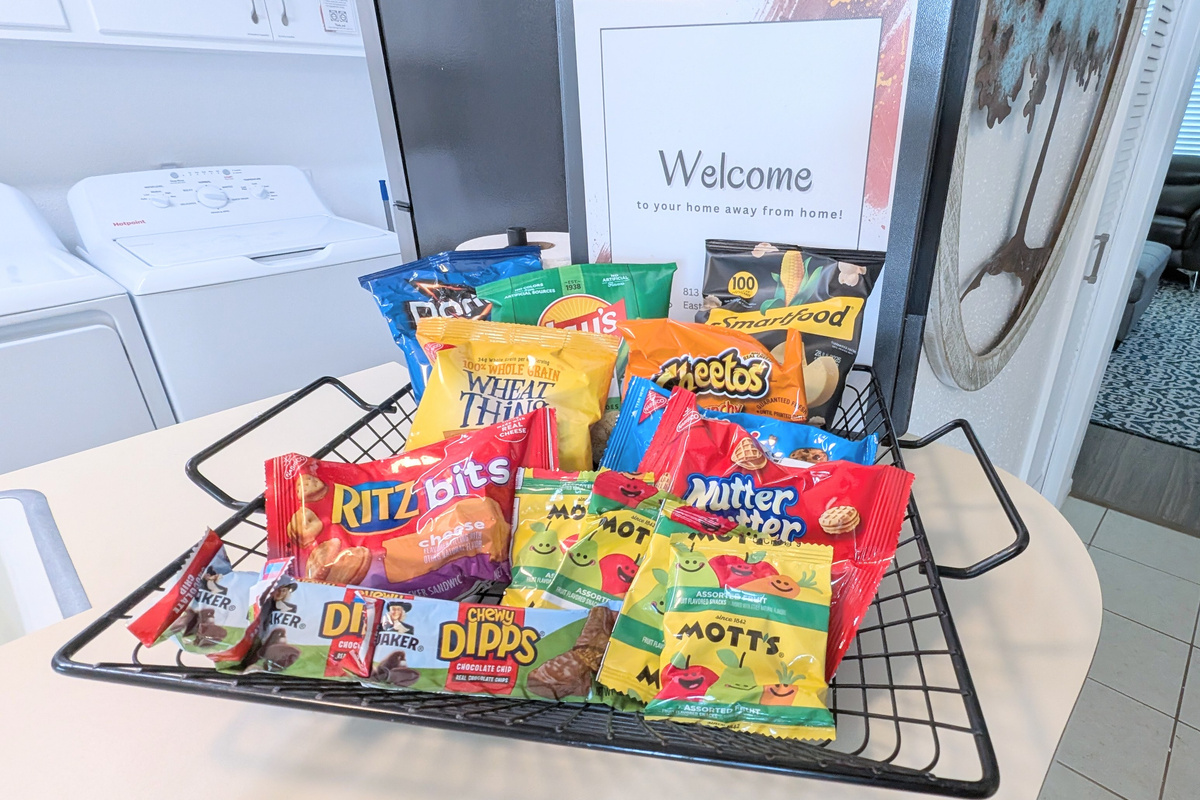 Be sure to enjoy a snack and review the Welcome Binder for helpful house details and local host recommendations.
