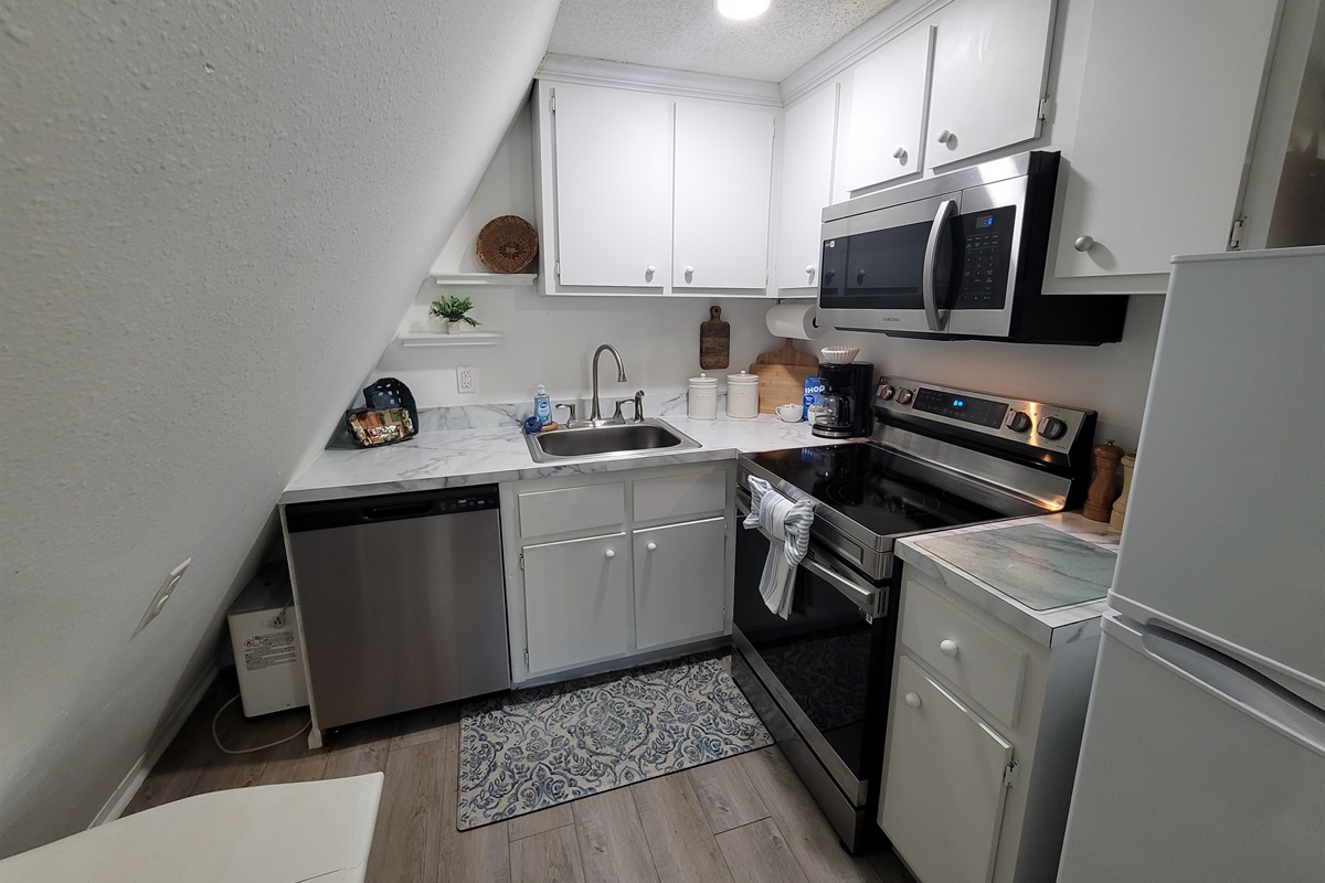 Clean and modern kitchen ready for home-cooked meals.