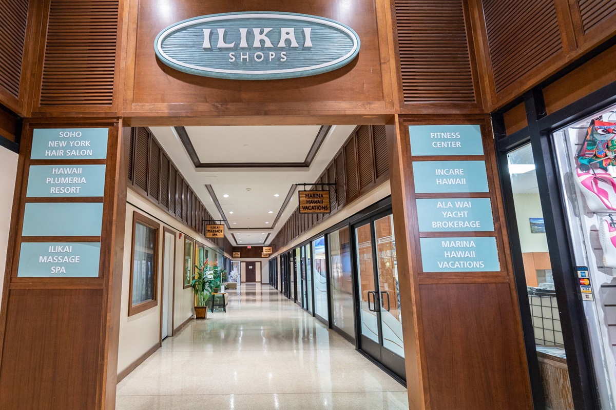 Resort shops available on the lobby level
