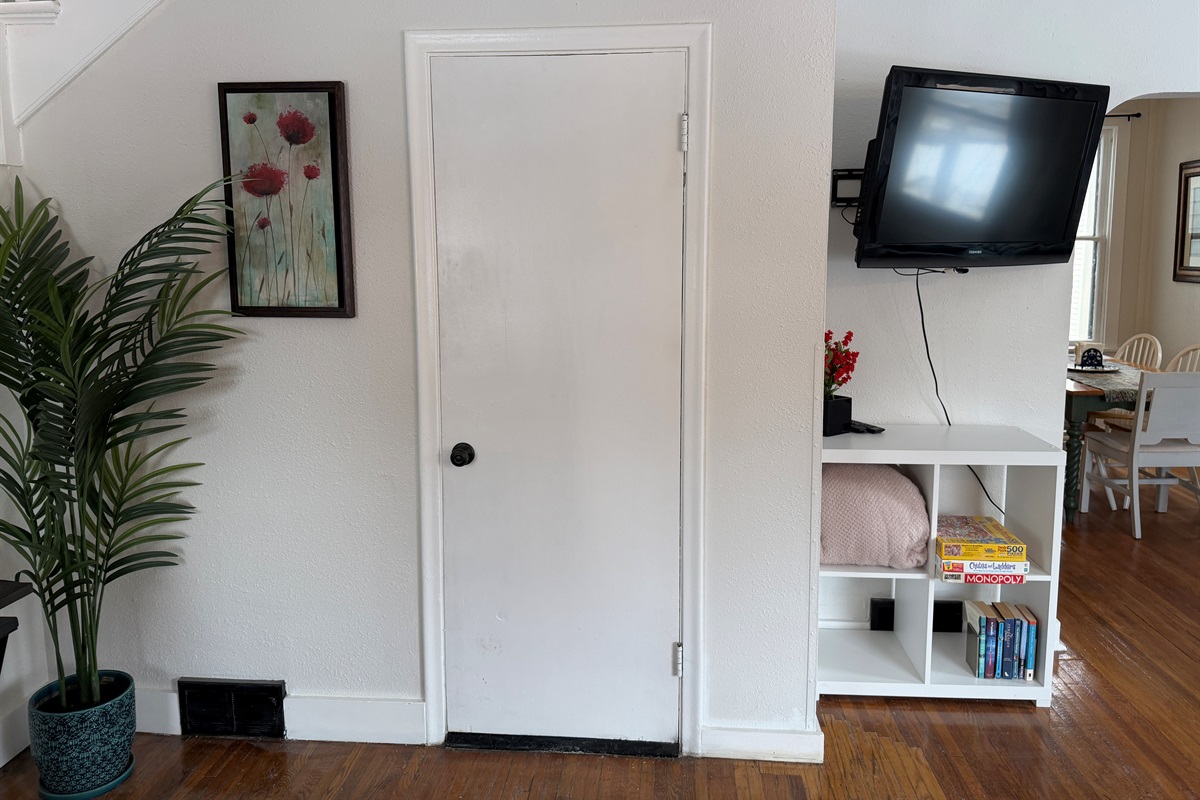 There's a coat closet where you'll also find beach towels, a pack n' play and cleaning supplies.