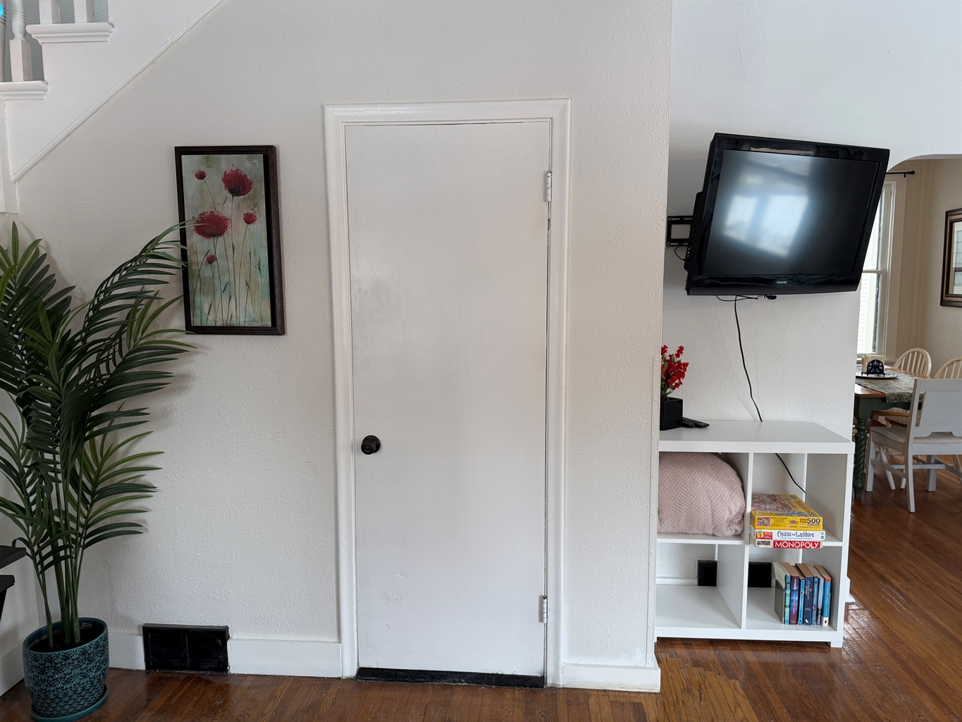 There's a coat closet where you'll also find beach towels, a pack n' play and cleaning supplies.