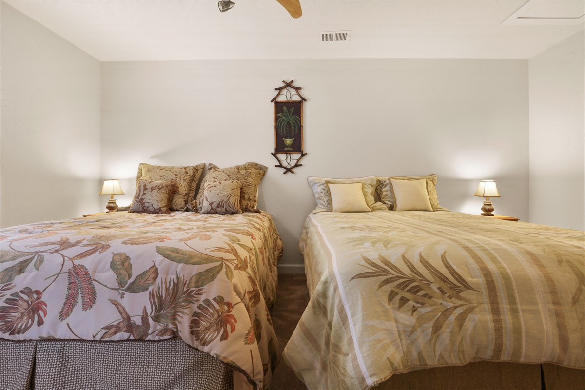 2 Queens in 4th Bedroom