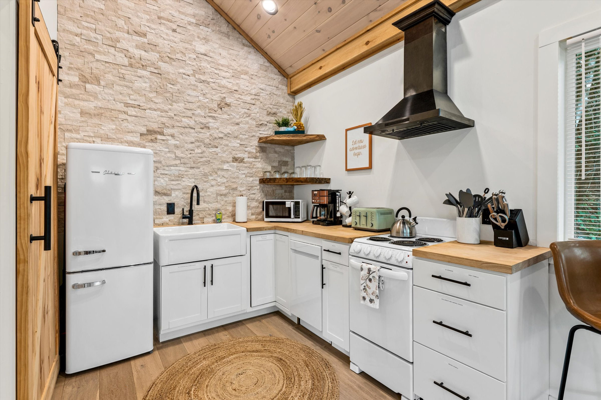 Fully stocked Kitchen.