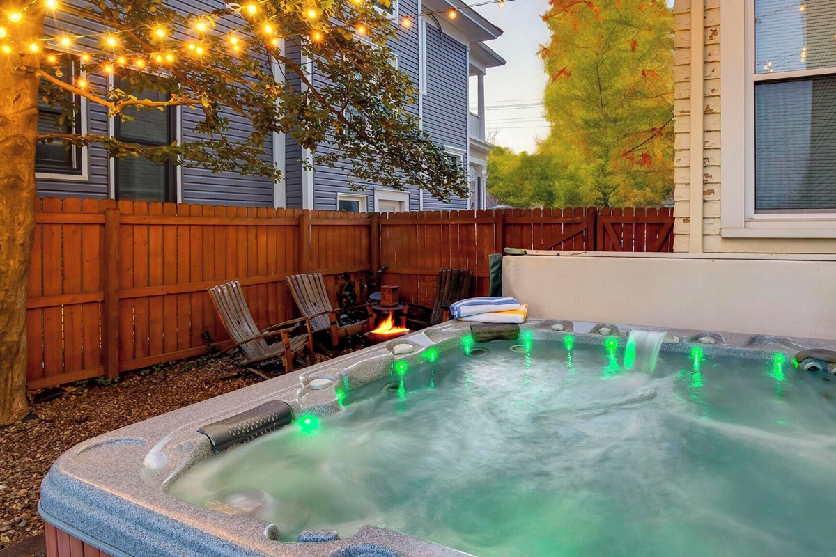 This historic 6BR 3BA Louisville Highland home is rich in old New Orleans Character with hot tub and firepit.