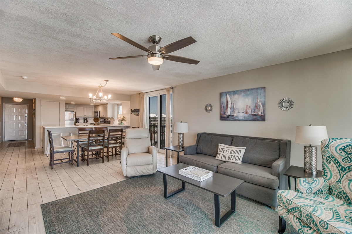 Wind Drift 301...Breathtaking Beachfront Condo! Sleeps 10! Coastal